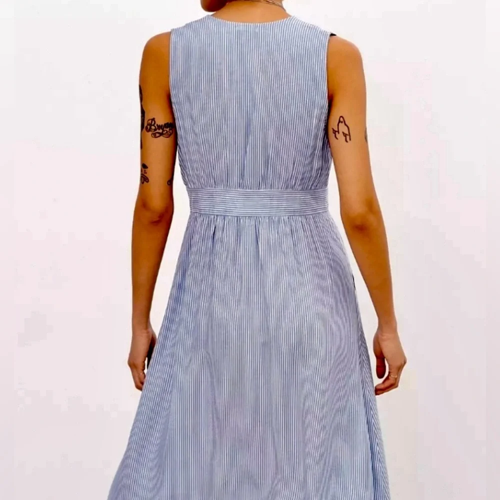 Urban Outfitters Kimchi Blue Midi Dress - Picture 4 of 16